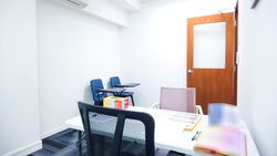Parkway Centre (D15), Office #521320471